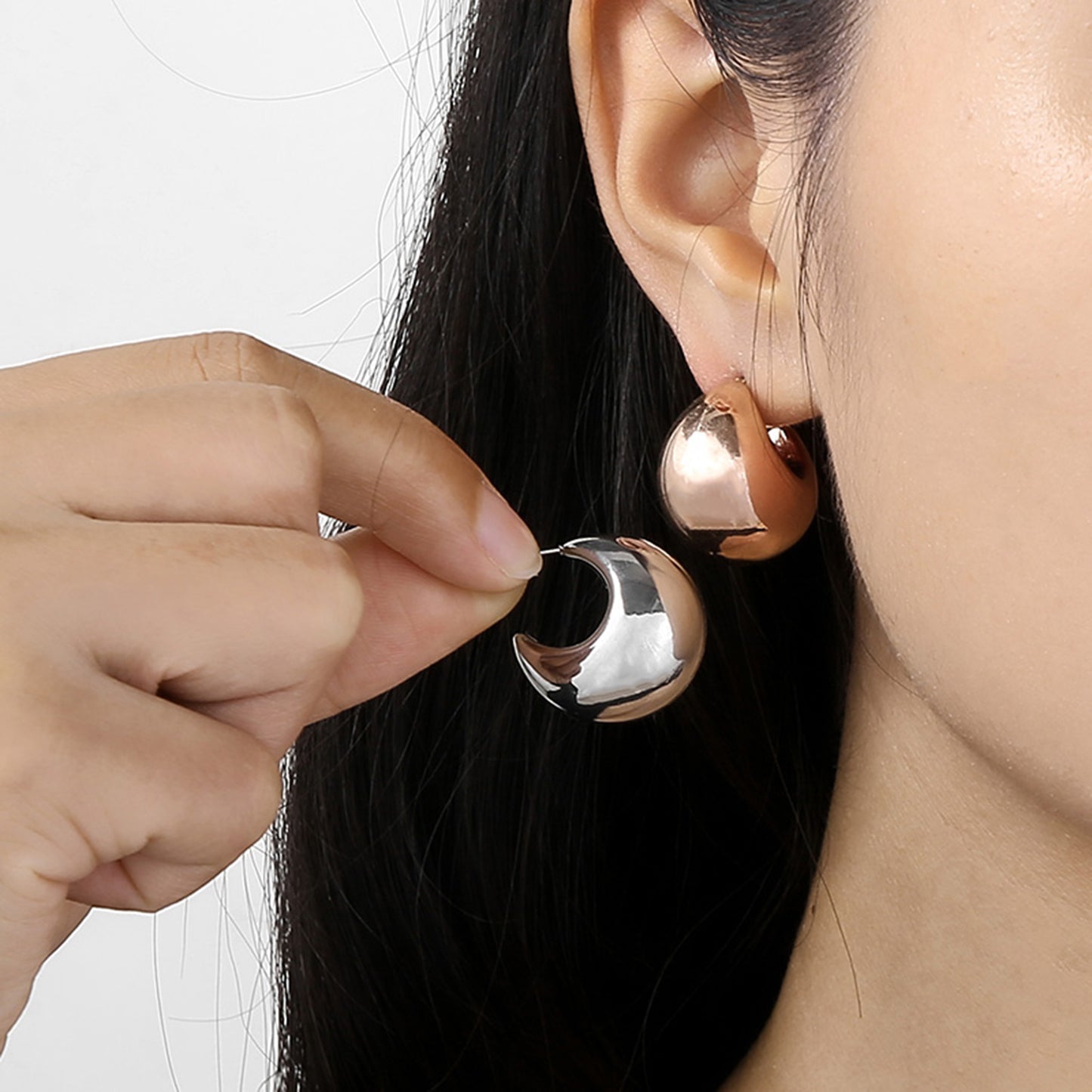 honeybee Mumford's Moon Shape Earrings