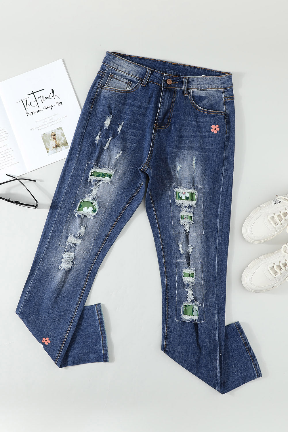 Honeybee Mumford's Distressed Buttoned Jeans with Pockets