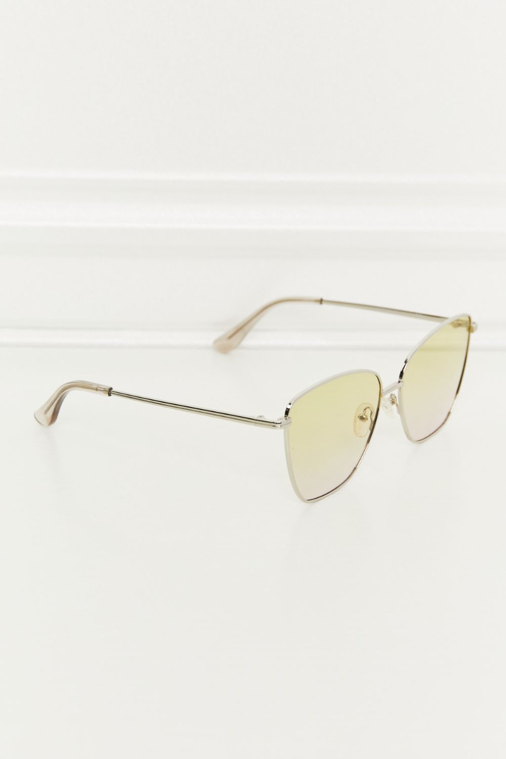 Honeybee Mumford's honeybee Mumford's Metal Frame Full Rim Sunglasses