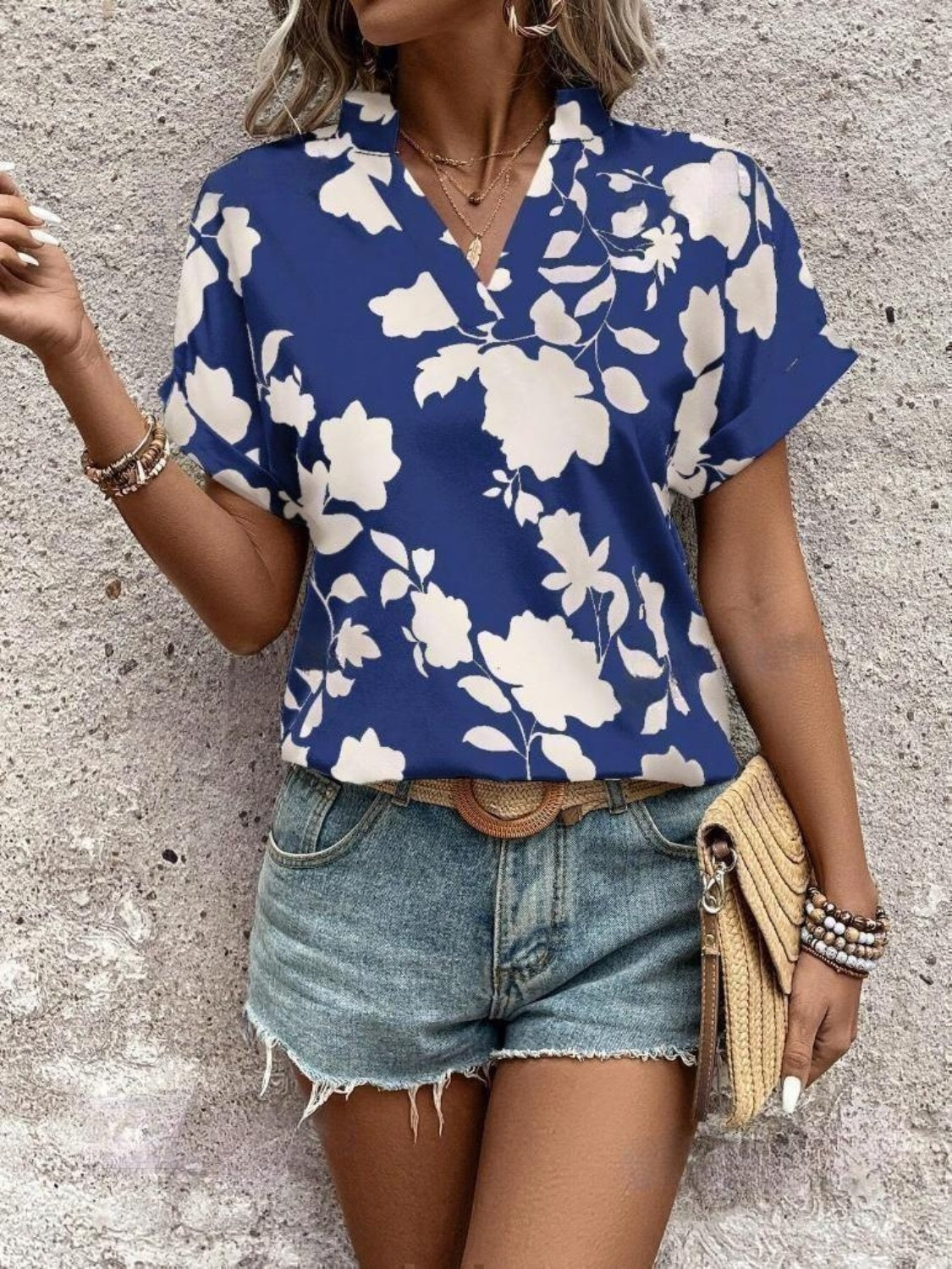 Honeybee Mumford's Flower Notched Short Sleeve Blouse