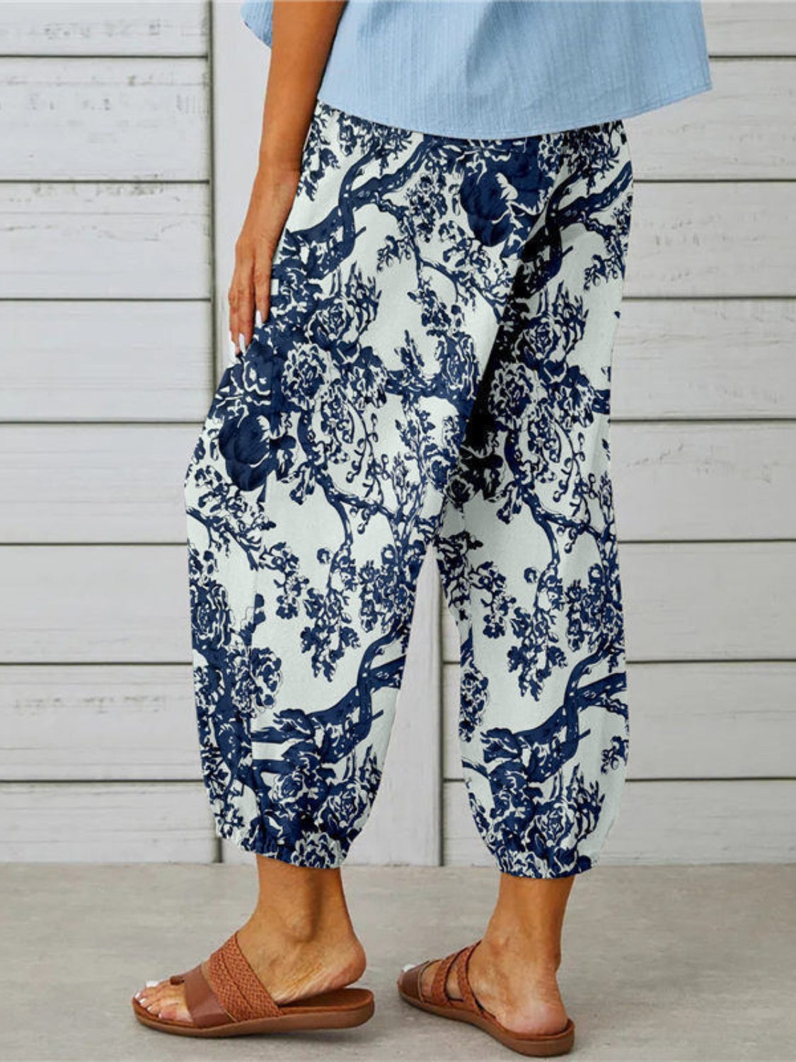 Honeybee Mumford's Printed Tied Cropped Pants