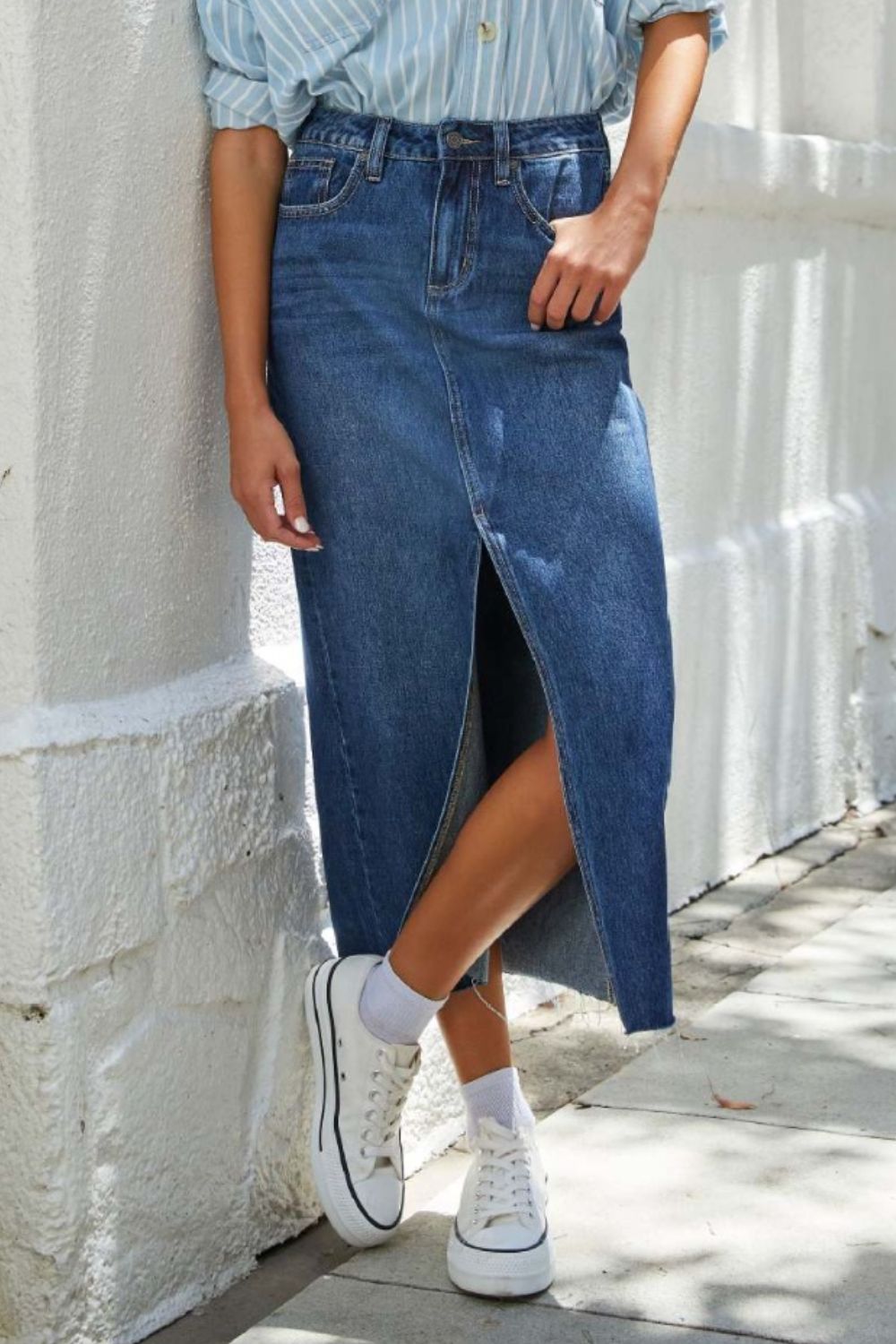 Honeybee Mumford's Slit Raw Hem Midi Denim Skirt