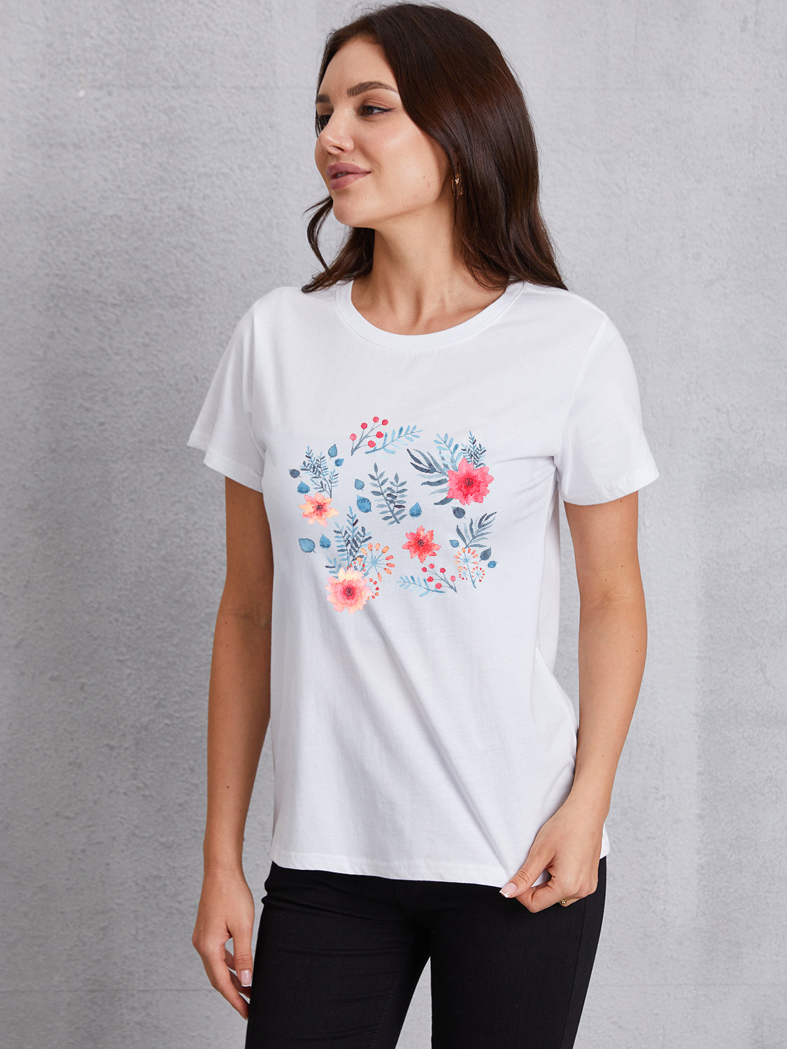 Honeybee Mumford's Flower Round Neck Short Sleeve T-Shirt