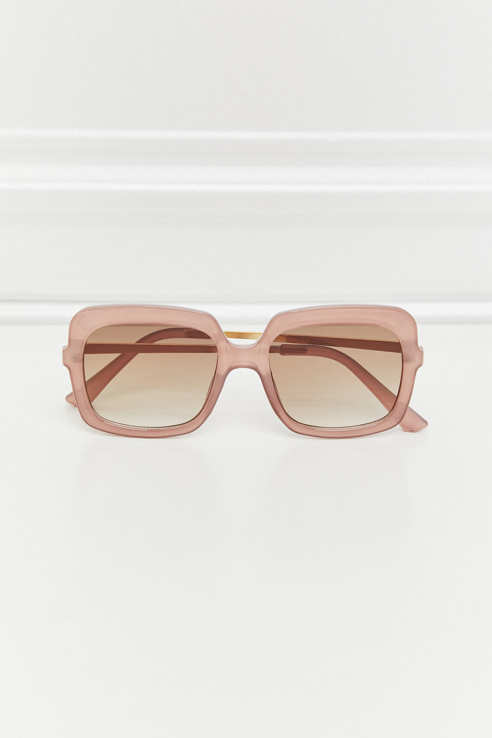 Honeybee Mumford's Square Metal-Plastic Hybrid Temple Sunglasses