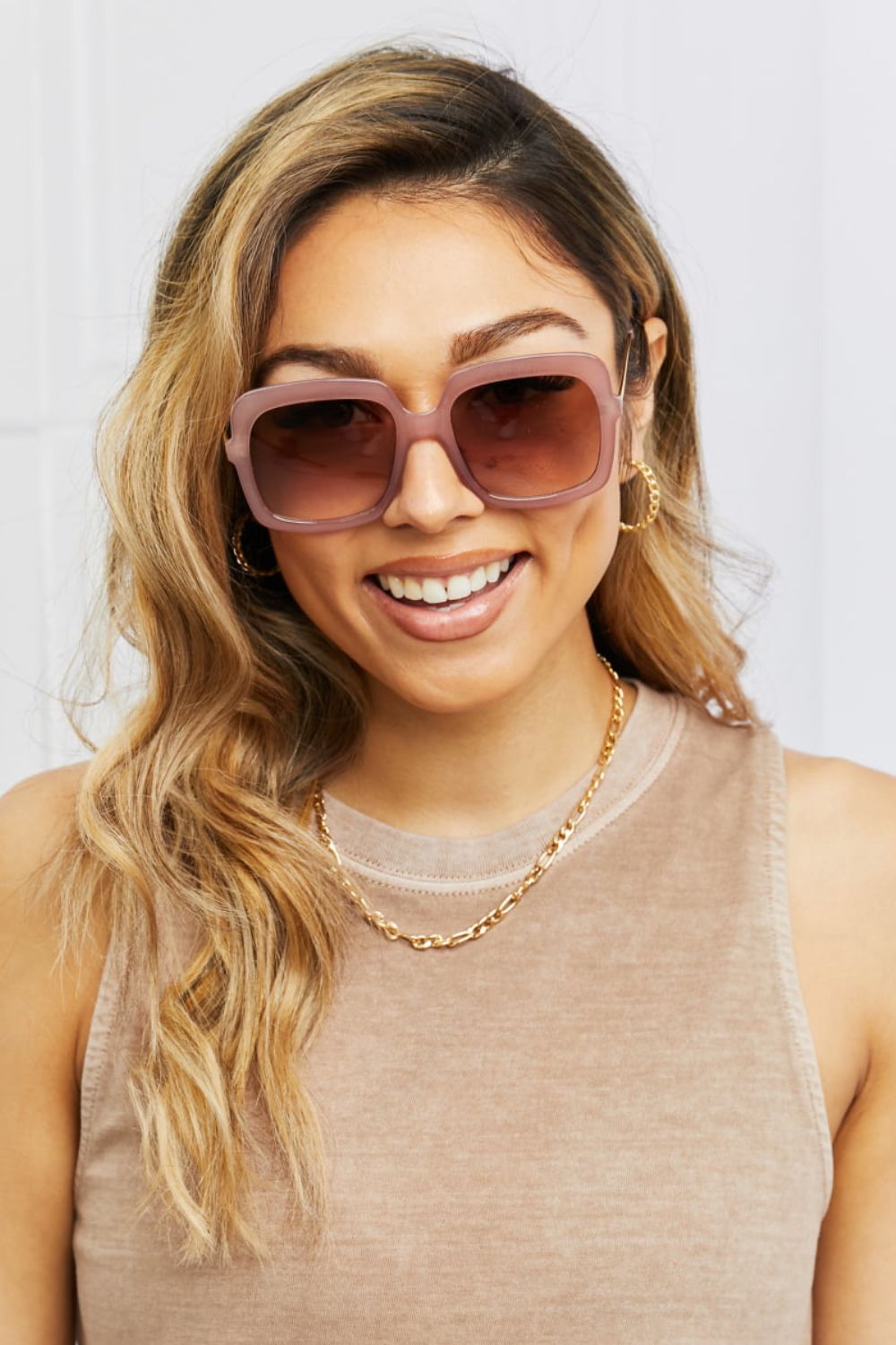 Honeybee Mumford's Square Metal-Plastic Hybrid Temple Sunglasses