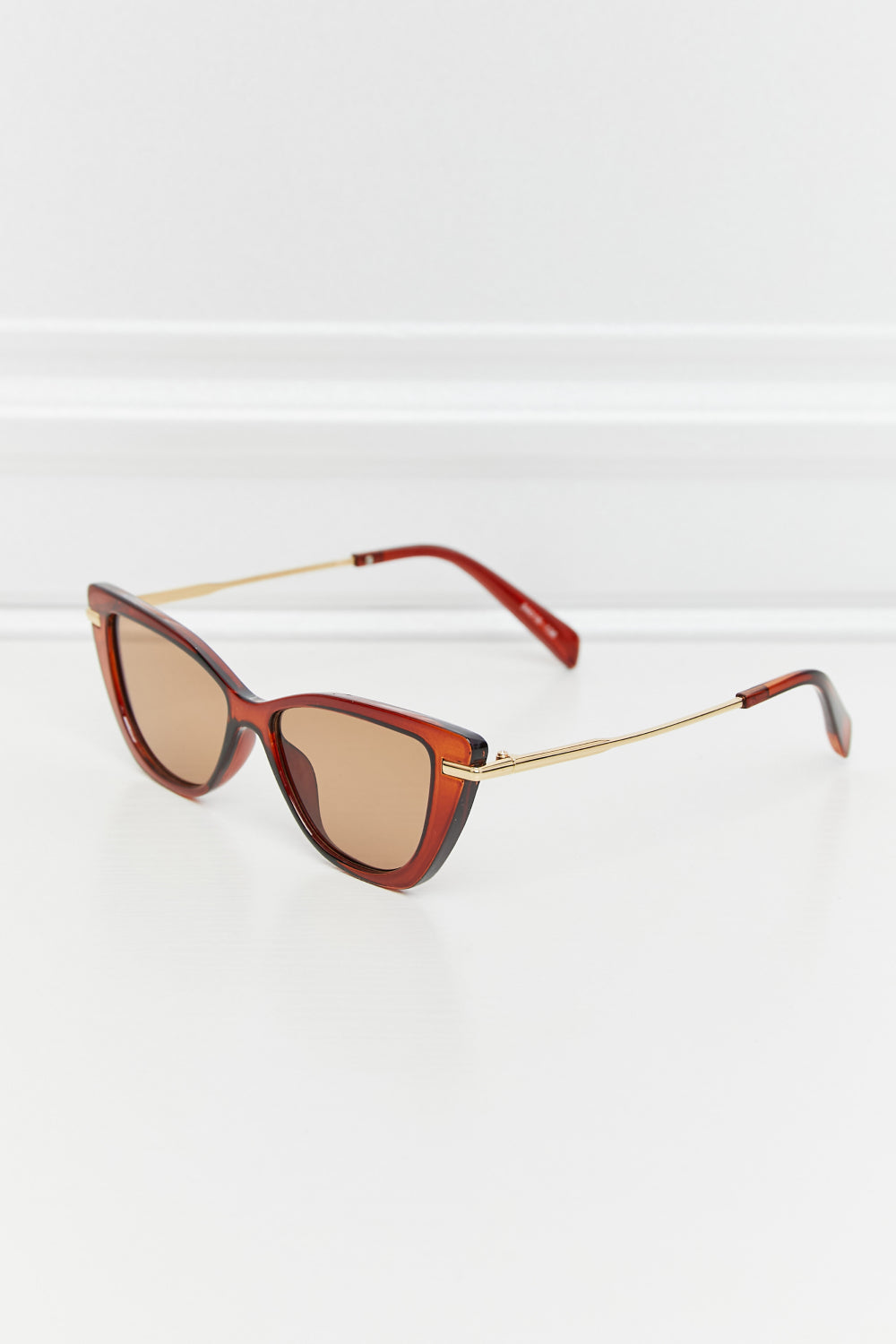 Honeybee Mumford's Full Rim Sunglasses