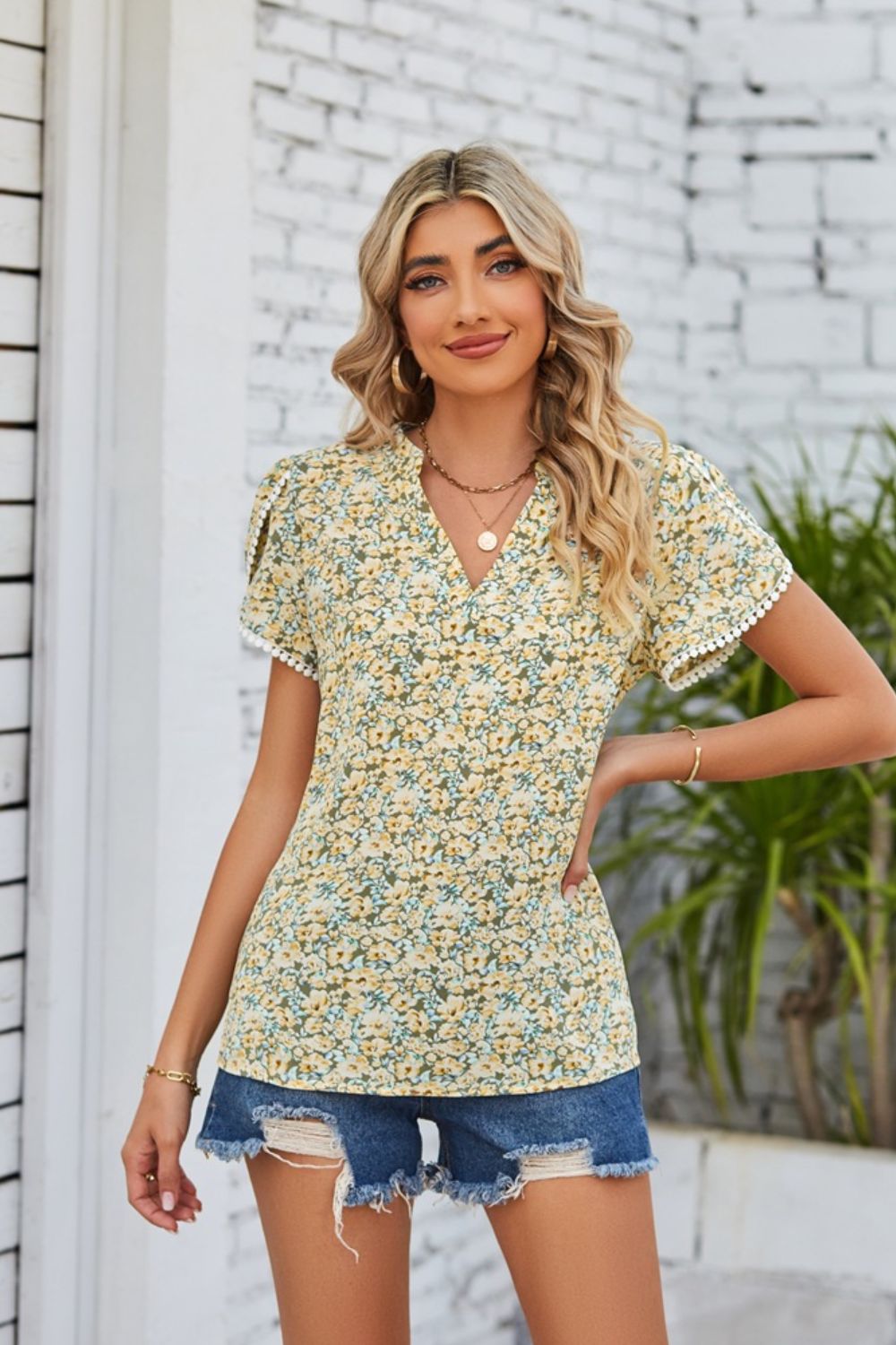 Honeybee Mumford's Floral Notched Neck Blouse