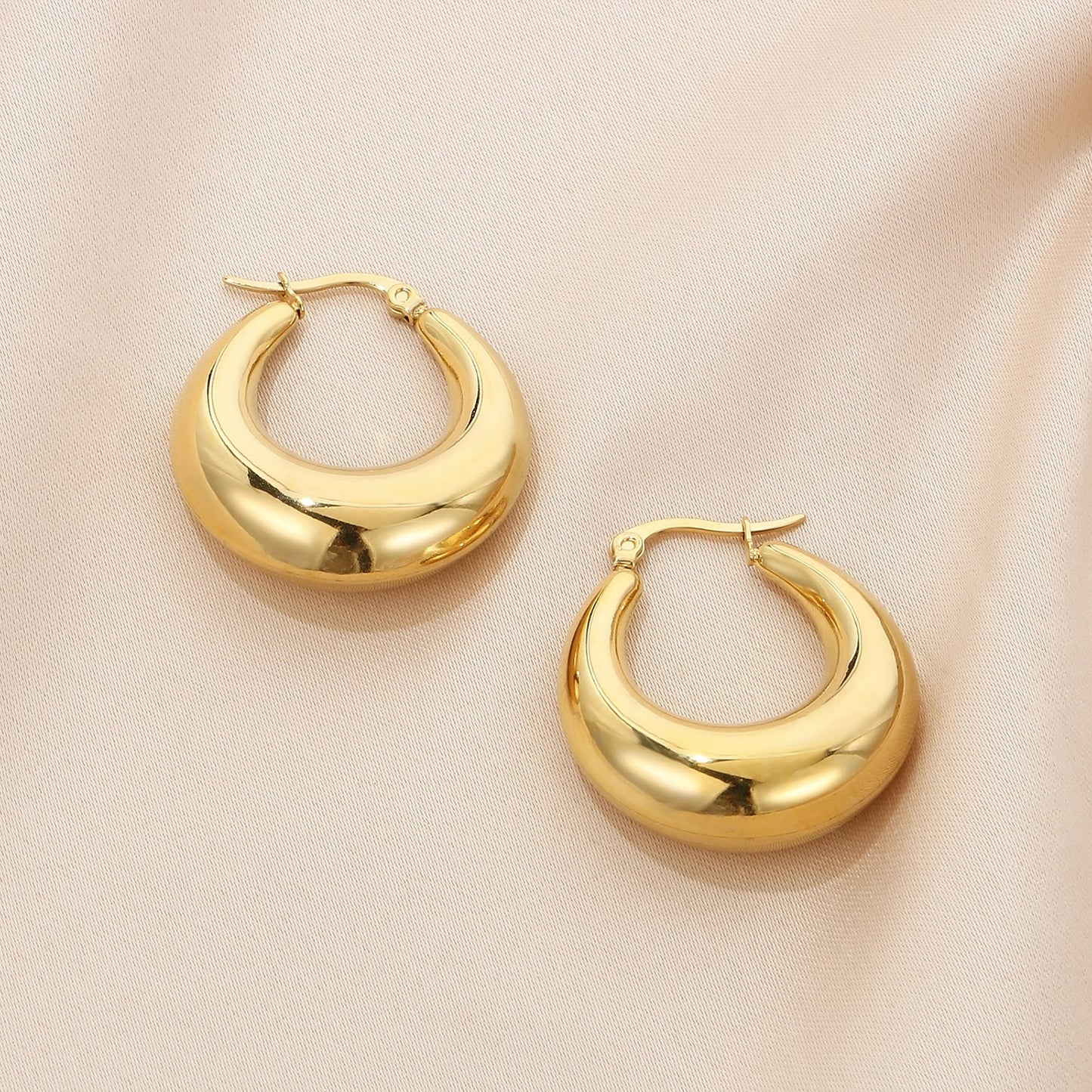 honeybee Mumford's Hinged Hoop Earrings