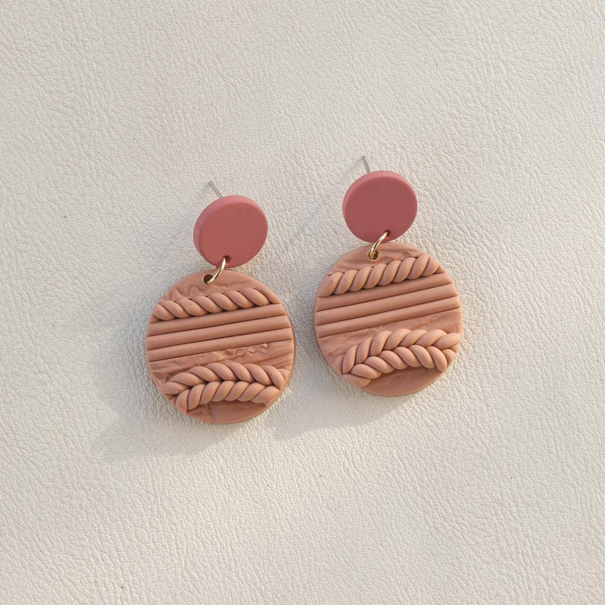 honeybee Mumford's Soft Pottery Round Earrings