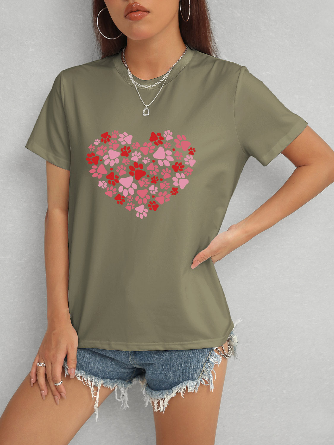 Honeybee Mumford's Heart Round Neck Short Sleeve T-Shirt