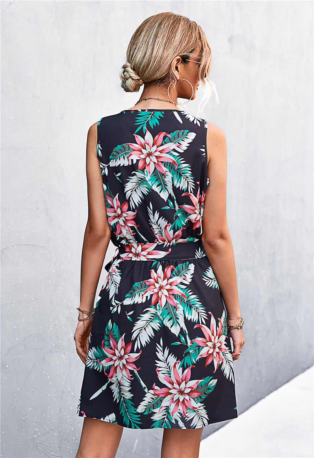 Honeybee Mumford's Printed Zip Detail Belted Sleeveless Dress