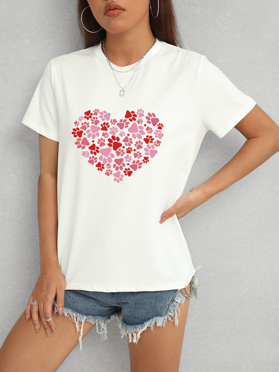 Honeybee Mumford's Heart Round Neck Short Sleeve T-Shirt