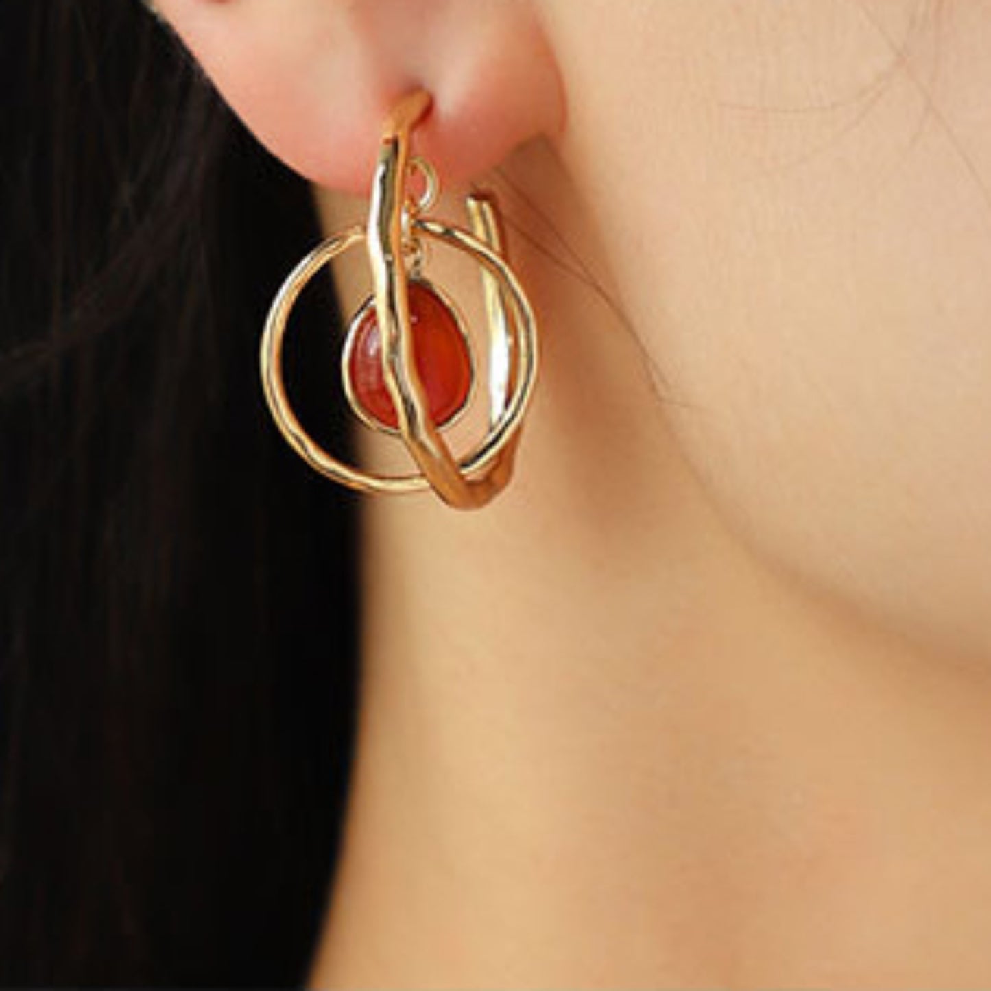 honeybee Mumford's Geometric Teardrop Shape Earrings