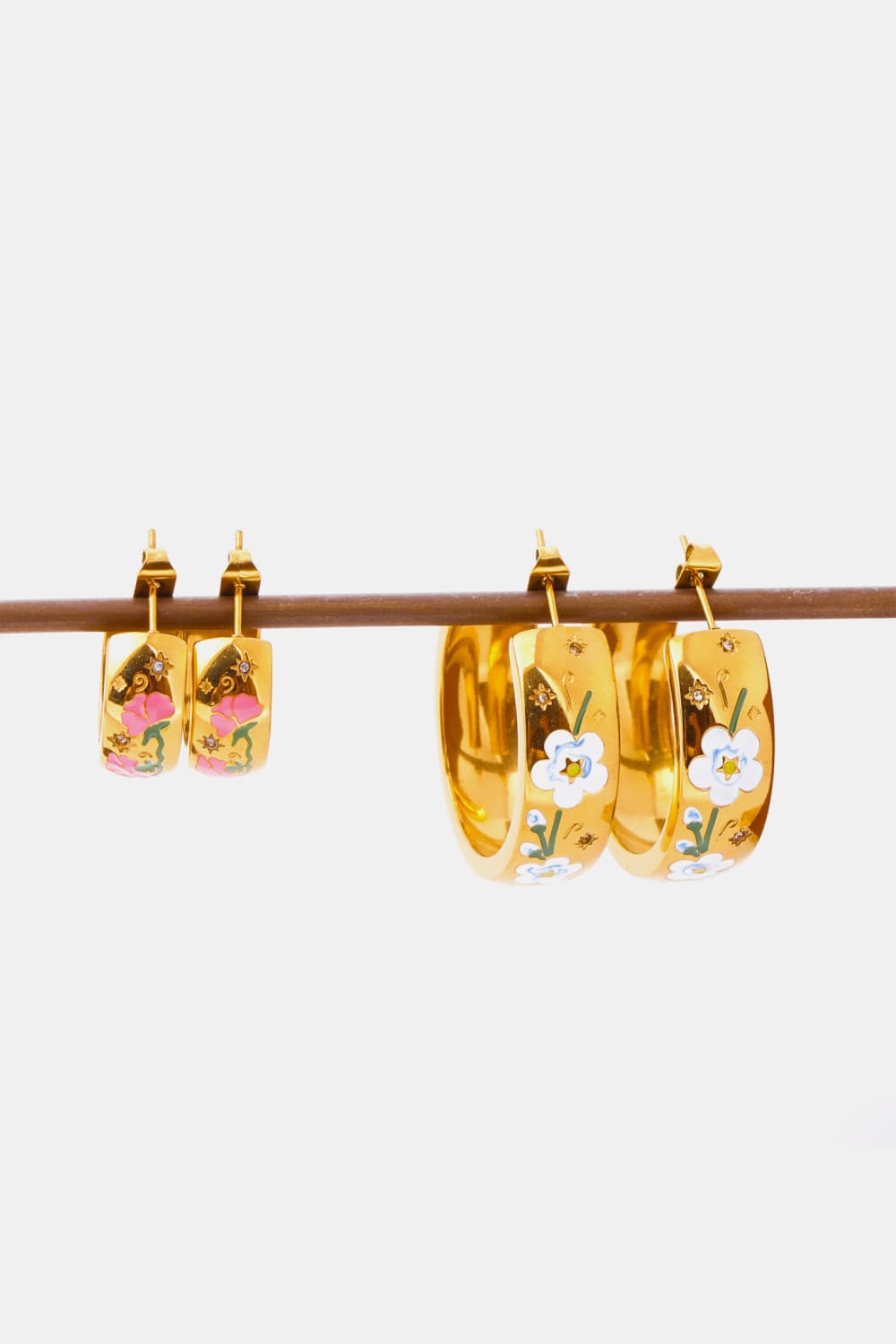 honeybee Mumford's 18K Gold Plated Ring Shape C-Hoop Earrings