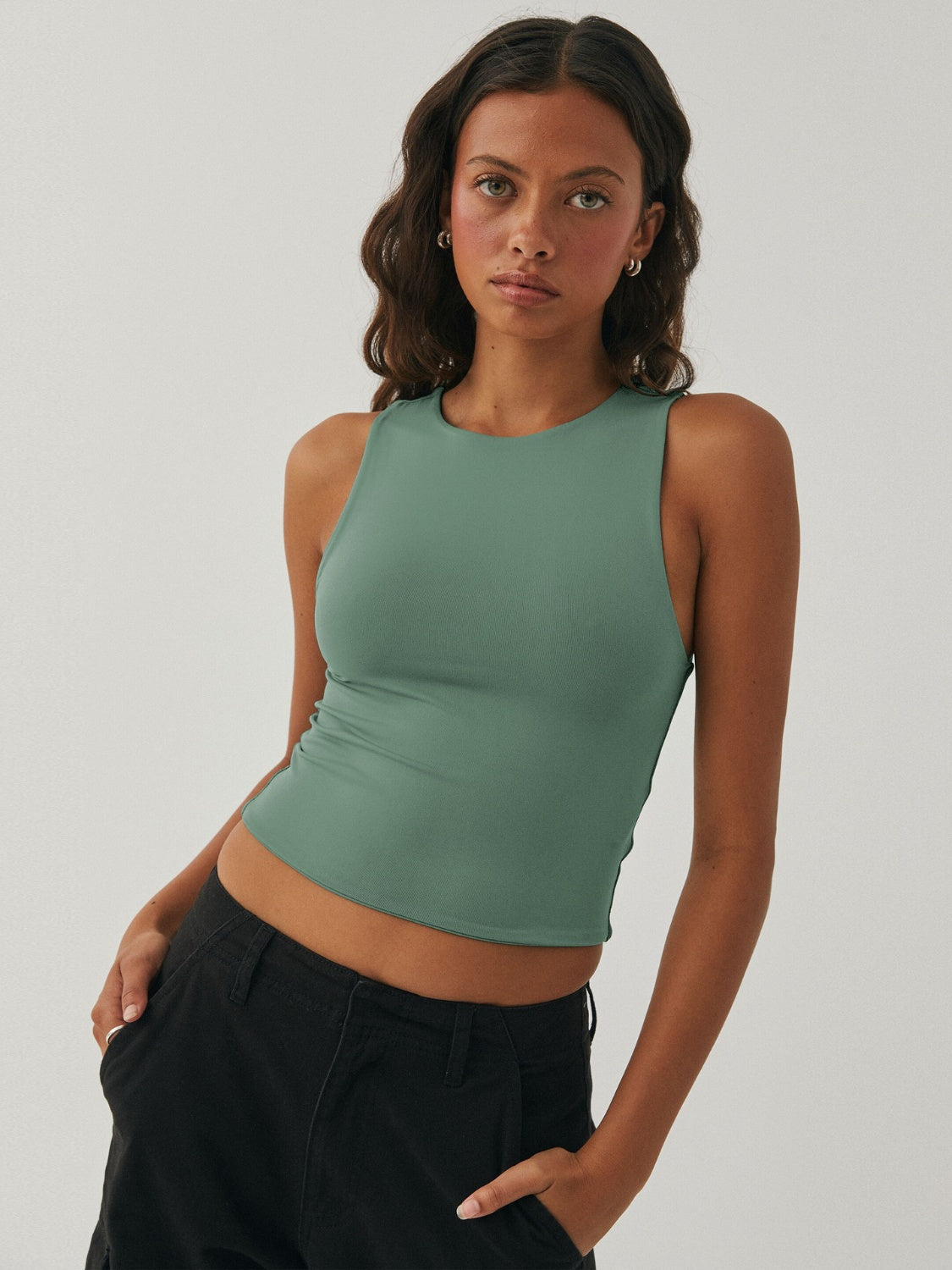 Honeybee Mumford's Round Neck Cropped Tank