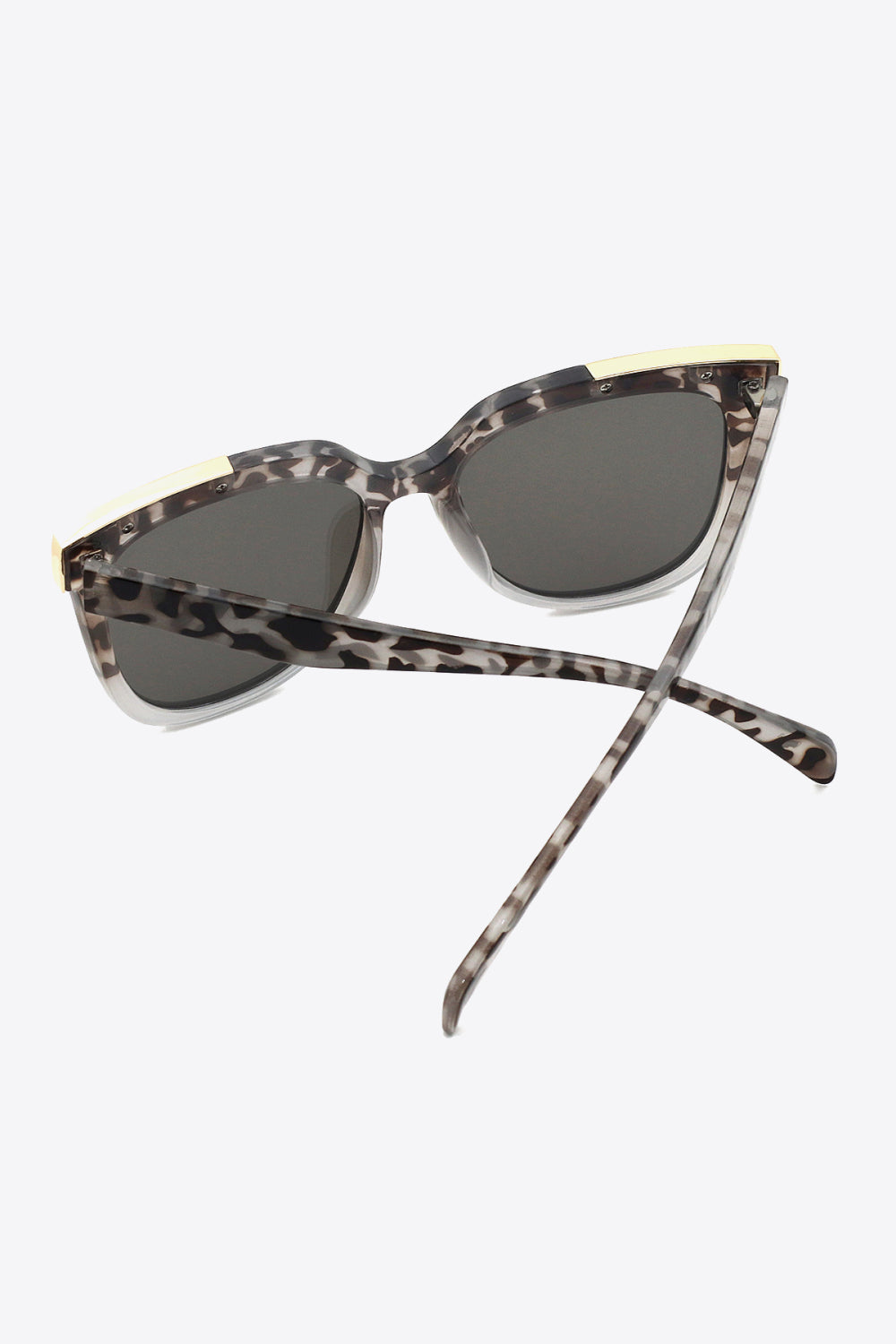 Honeybee Mumford's Tortoiseshell Frame Full Rim Sunglasses