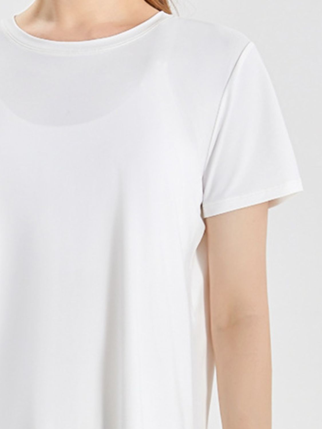 Honeybee Mumford's Slit Round Neck Short Sleeve Active T-Shirt