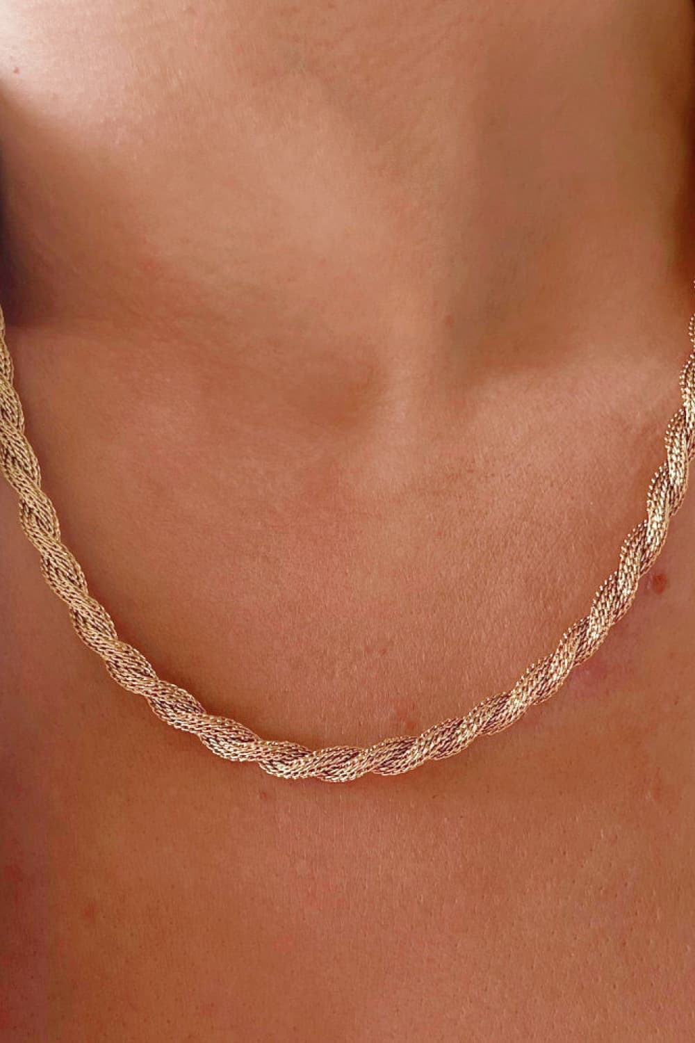 honeybee Mumford's Twisted Chain and Link Necklace