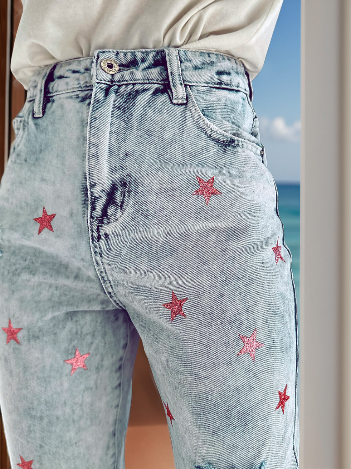 Honeybee Mumford's Distressed Star Jeans with Pockets