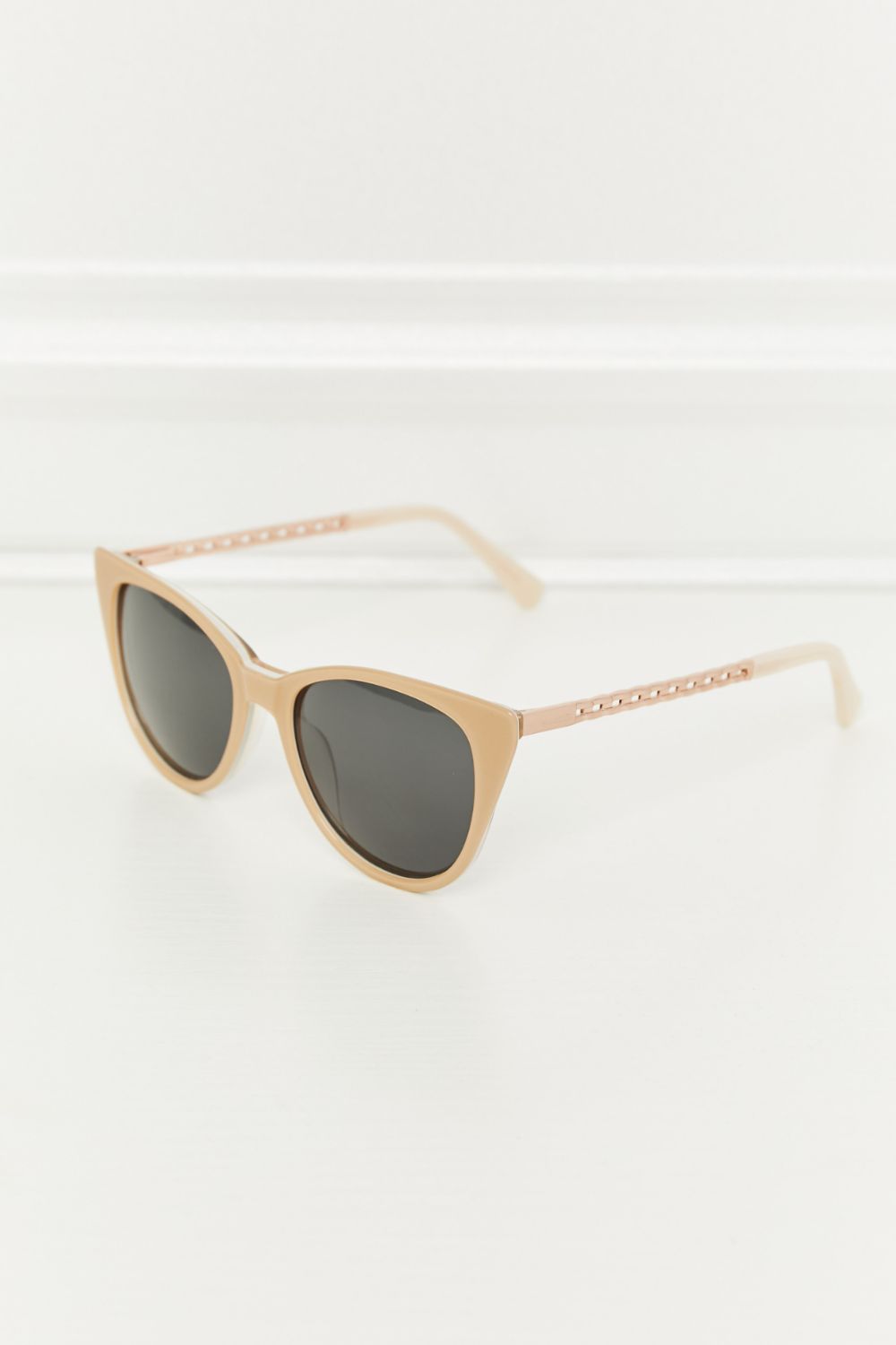 Honeybee Mumford's Cat-Eye Acetate Frame Sunglasses