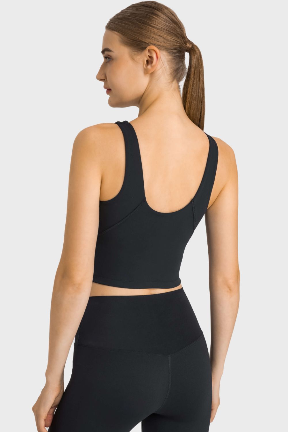 Honeybee Mumford's Feel Like Skin Highly Stretchy Cropped Sports Tank