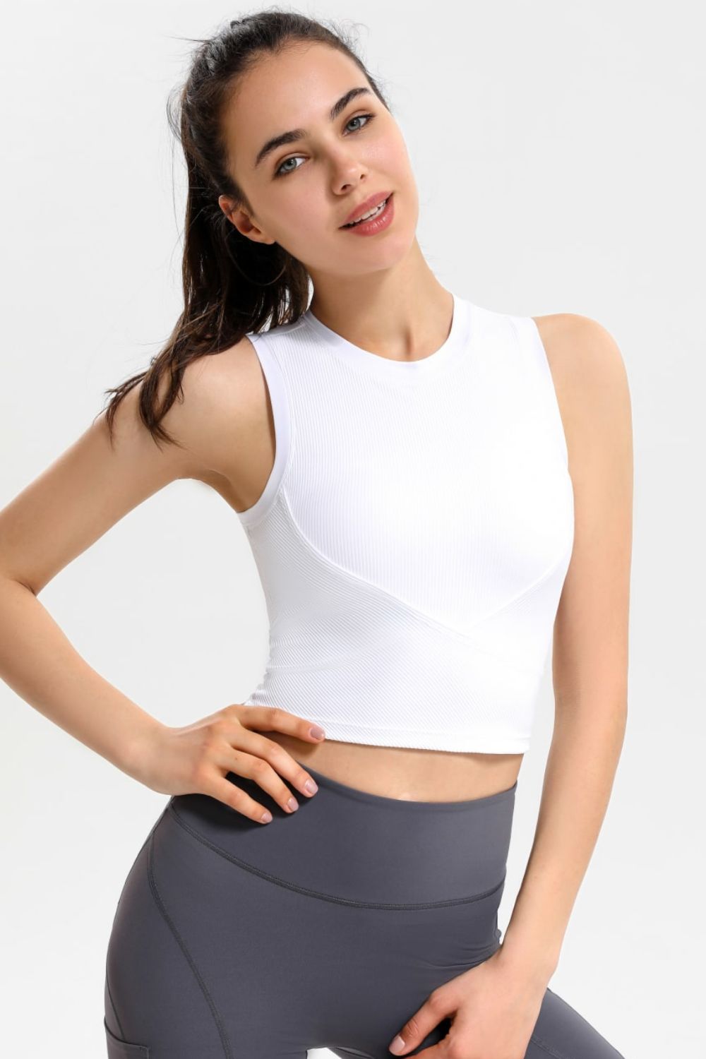 Honeybee Mumford's Ribbed Crisscross Round Neck Cropped Sports Tank