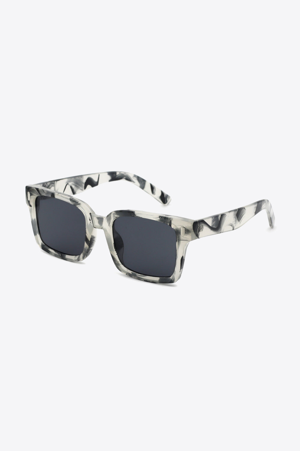 Honeybee Mumford's UV400 Square Sunglasses