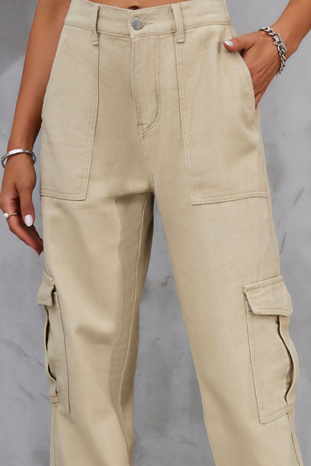 Honeybee Mumford's Buttoned High Waist Jeans with Pockets