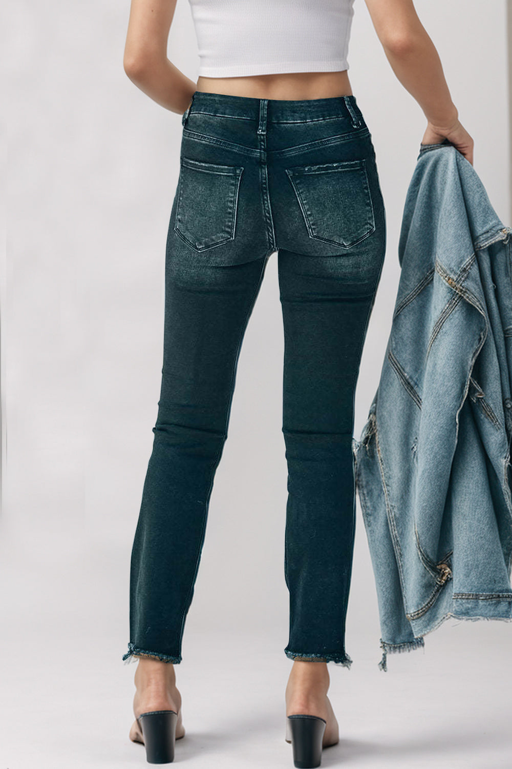 Honeybee Mumford's Mid-Rise Waist Skinny Jeans with Pockets