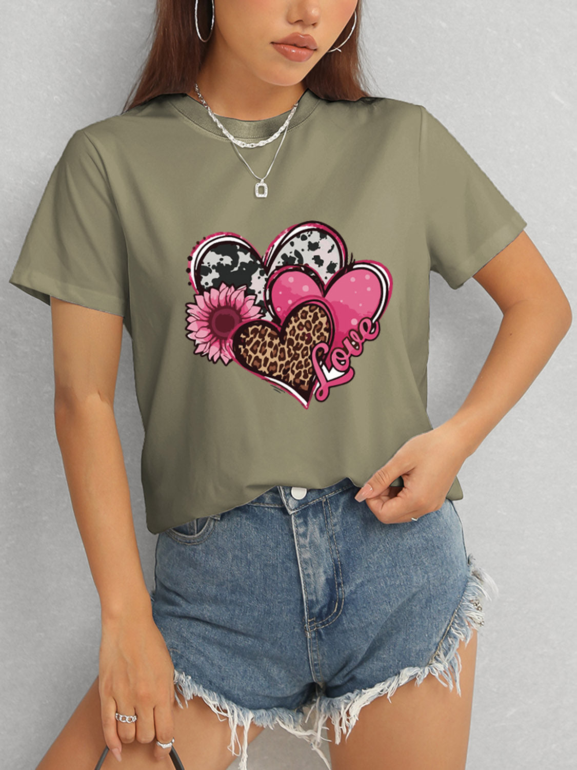 Honeybee Mumford's Heart Round Neck Short Sleeve T-Shirt