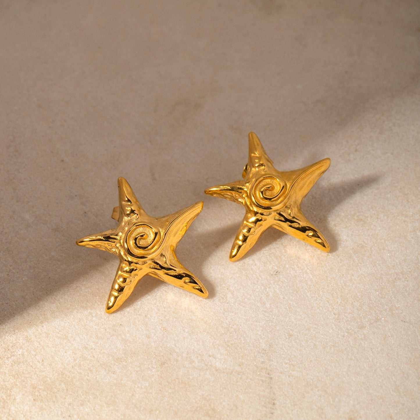 honeybee Mumford's Star Shape Earrings