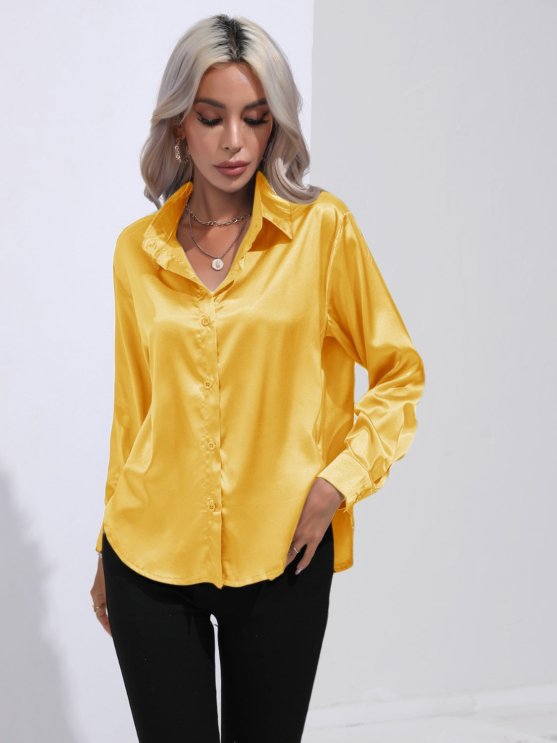 Honeybee Mumford's Collared Neck Buttoned Long Sleeve Shirt