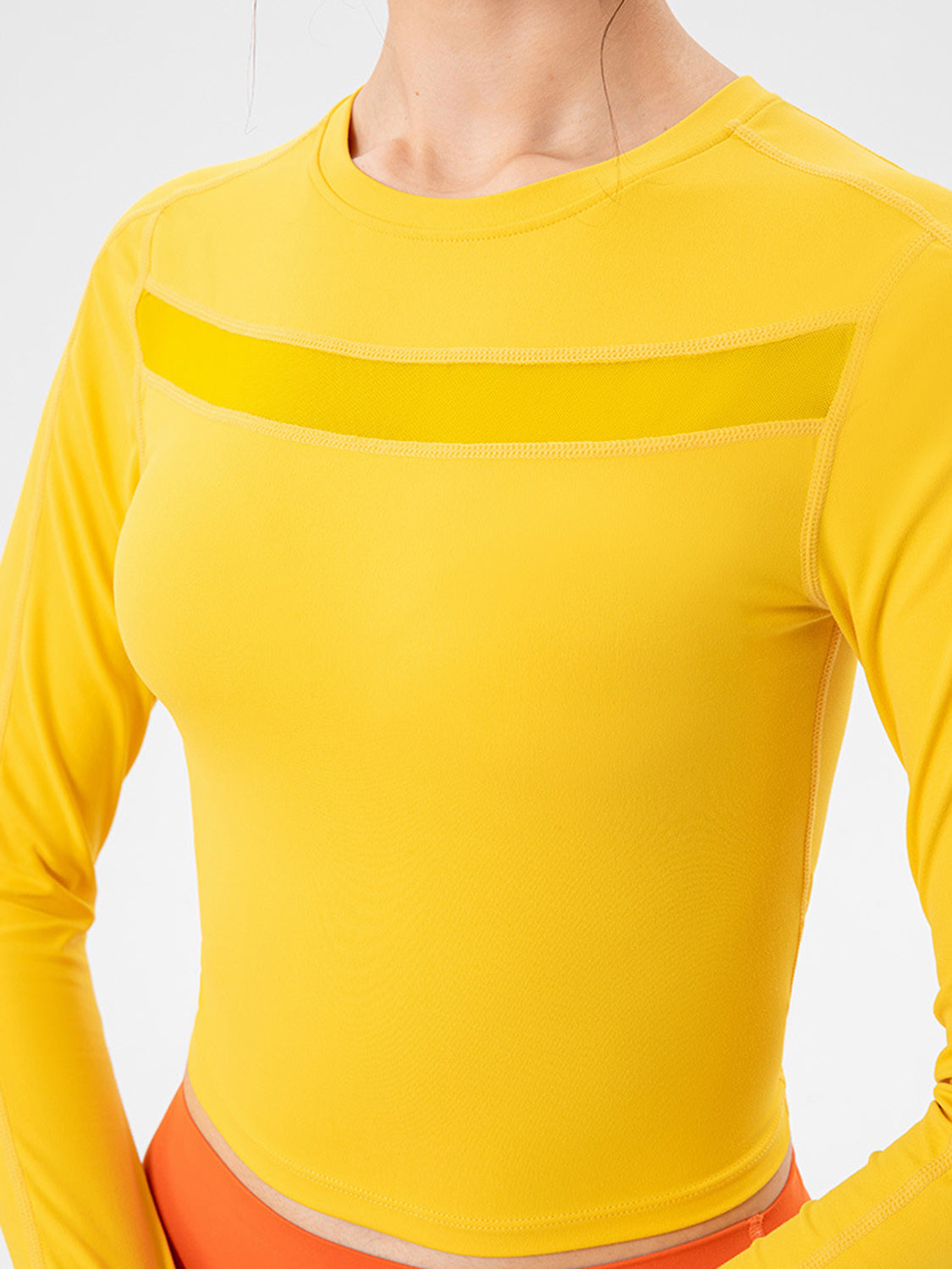 Honeybee Mumford's Round Neck Long Sleeve Active T-Shirt