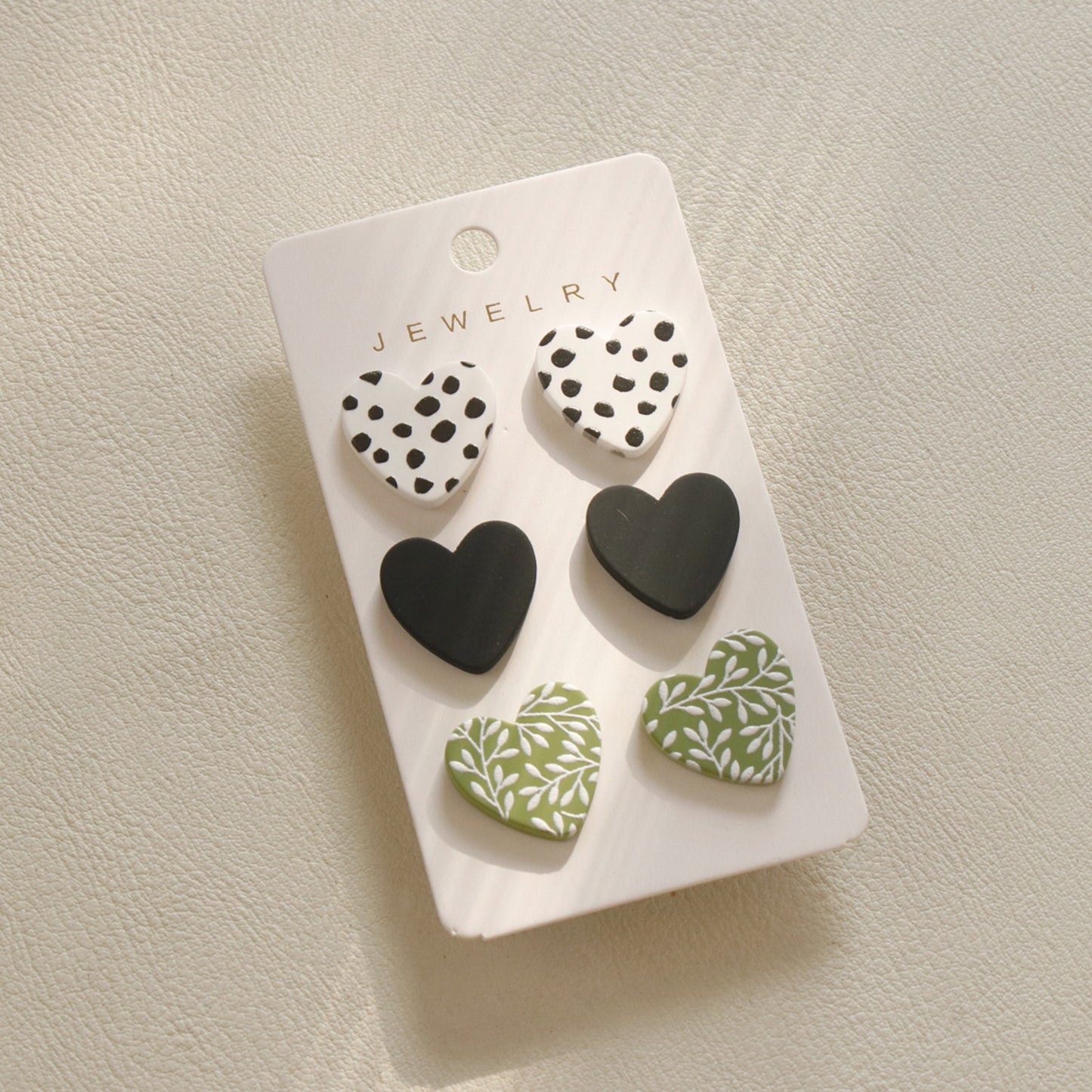 honeybee Mumford's 3 Piece Acrylic Heart Stud Earrings