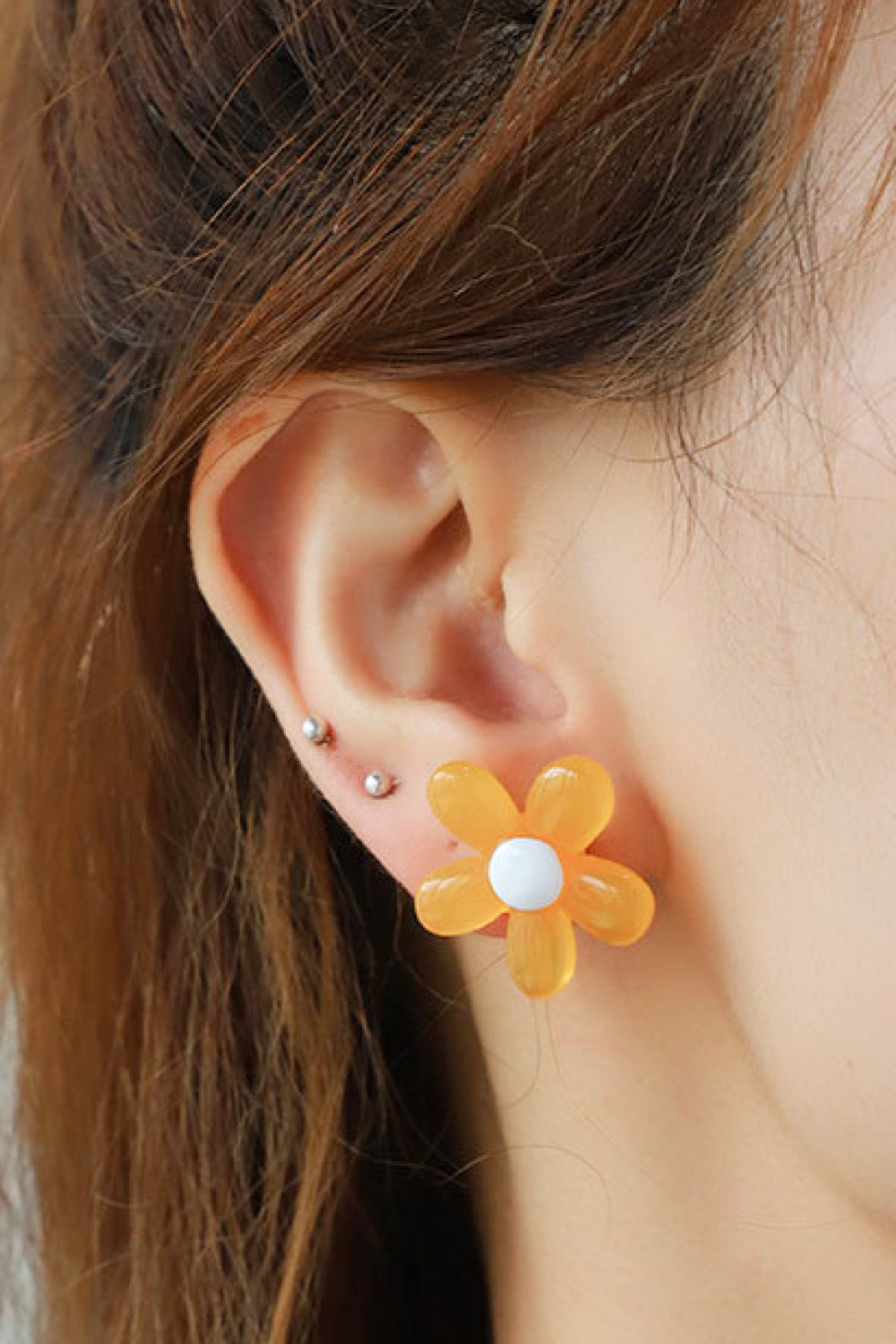 honeybee Mumford's Flower Shape Earrings