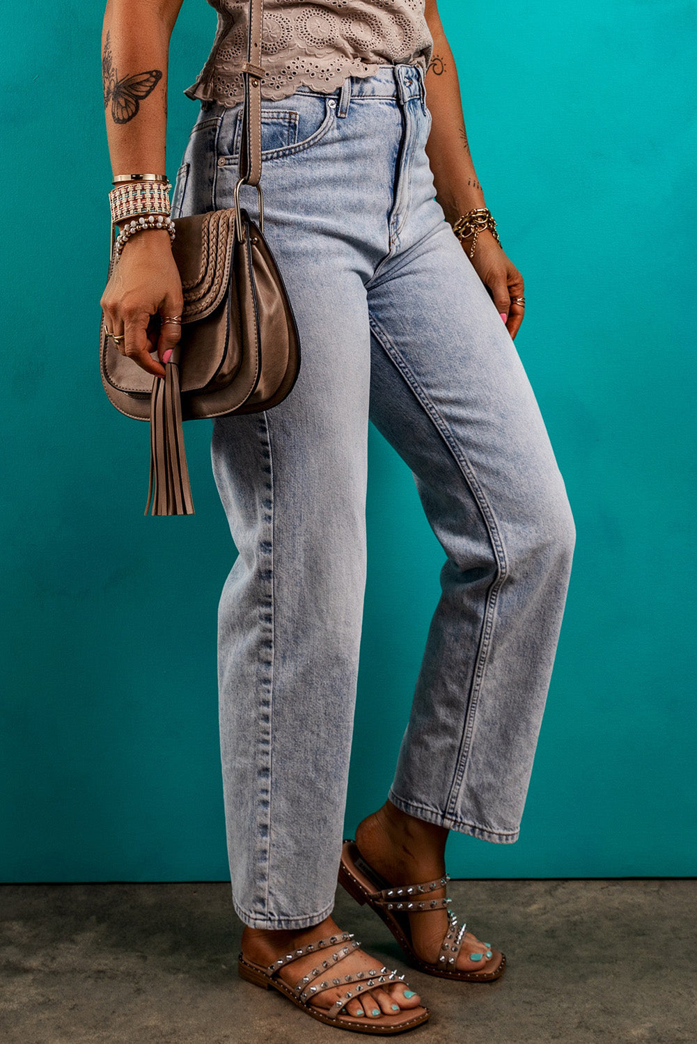 Honeybee Mumford's Pocketed Mid-Rise Waist Jeans