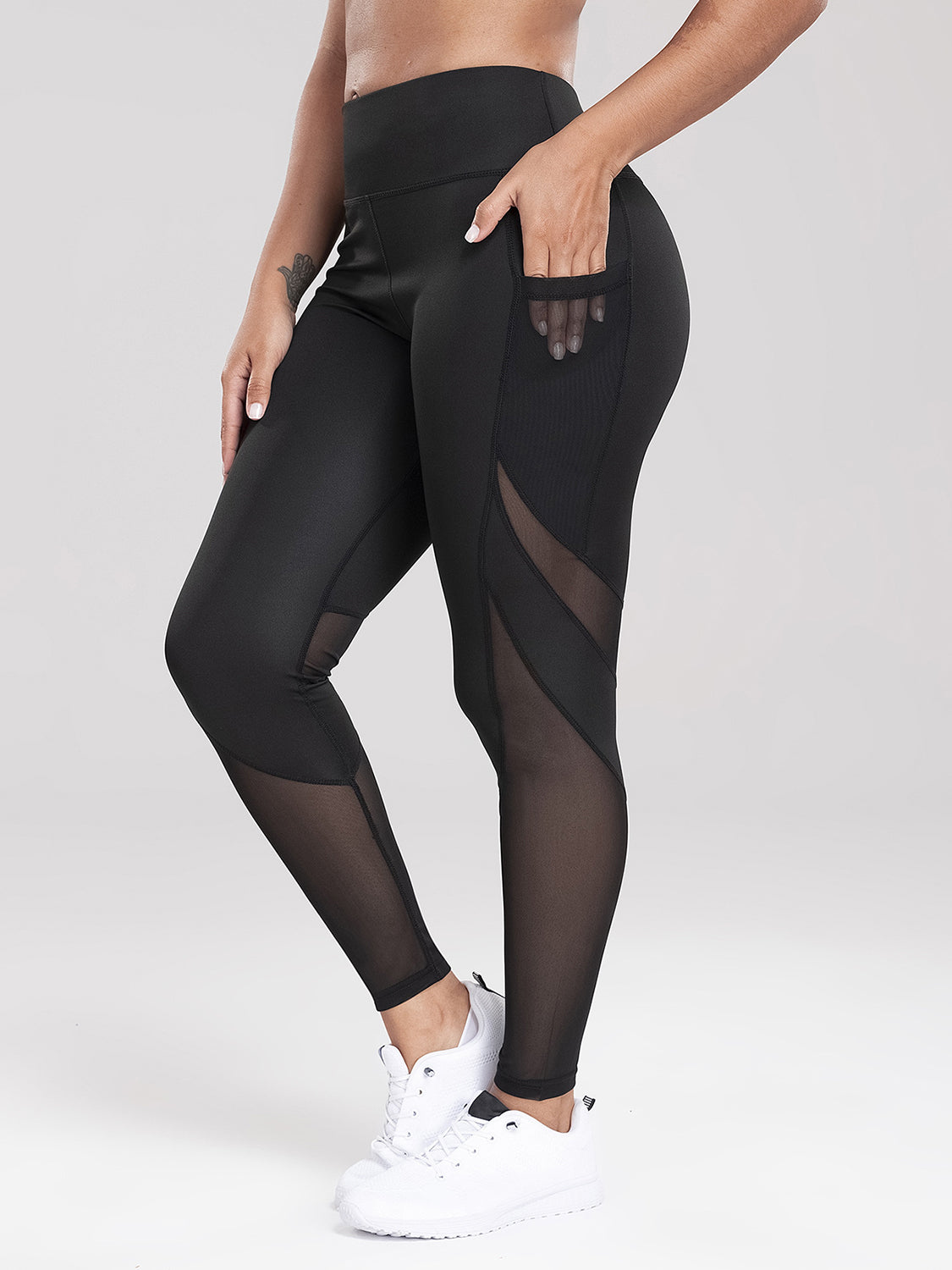 Honeybee Mumford's Pocketed High Waist Active Leggings