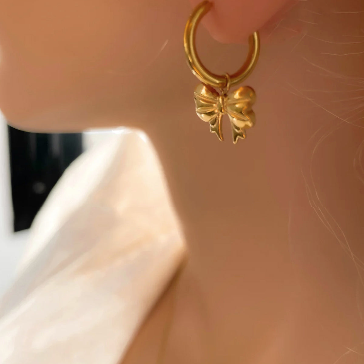 honeybee Mumford's Gold-Plated Bow Earrings