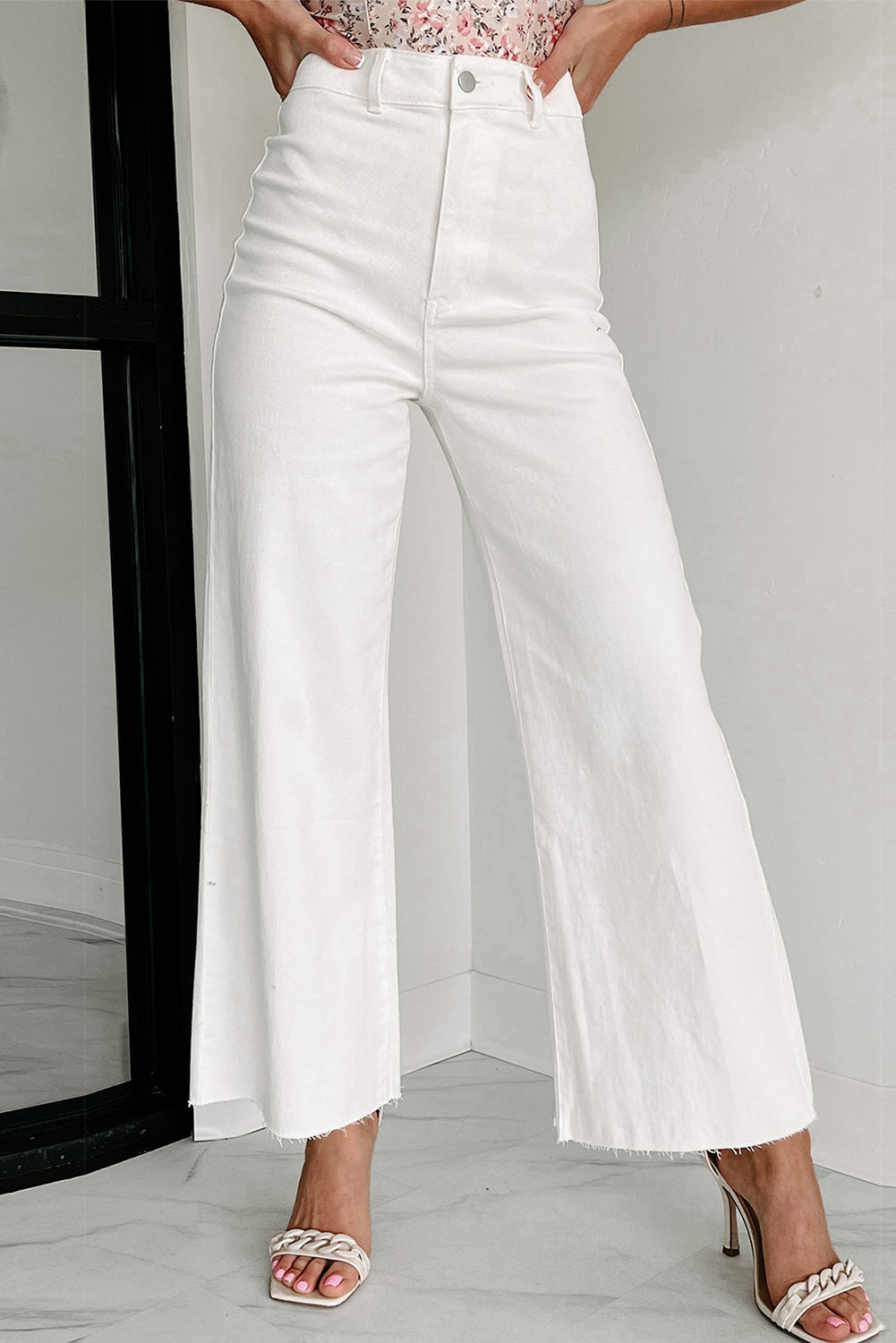 Honeybee Mumford's White Solid Raw Hem Wide Leg Crop Jeans