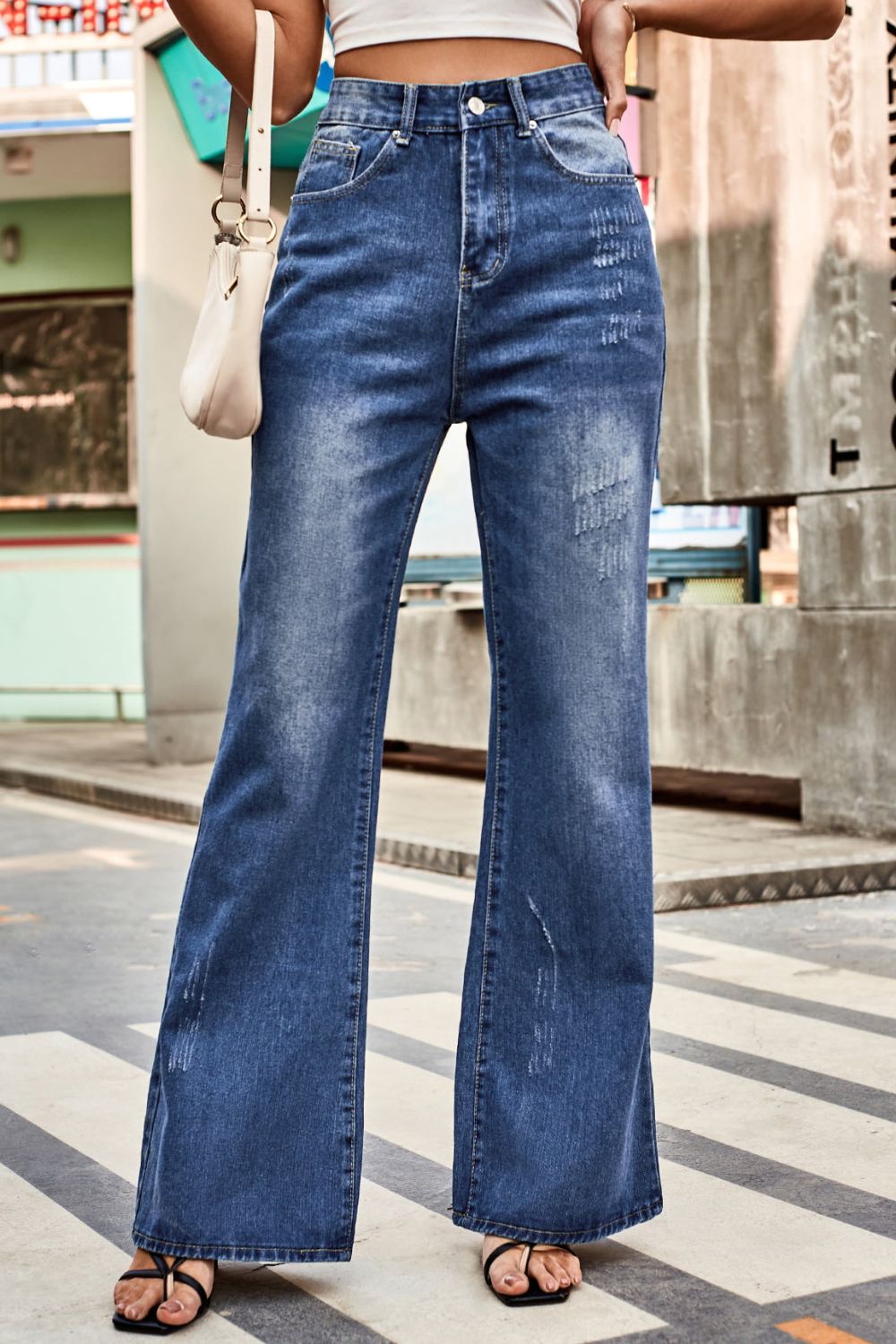 Honeybee Mumford's Buttoned Loose Fit Jeans with Pockets