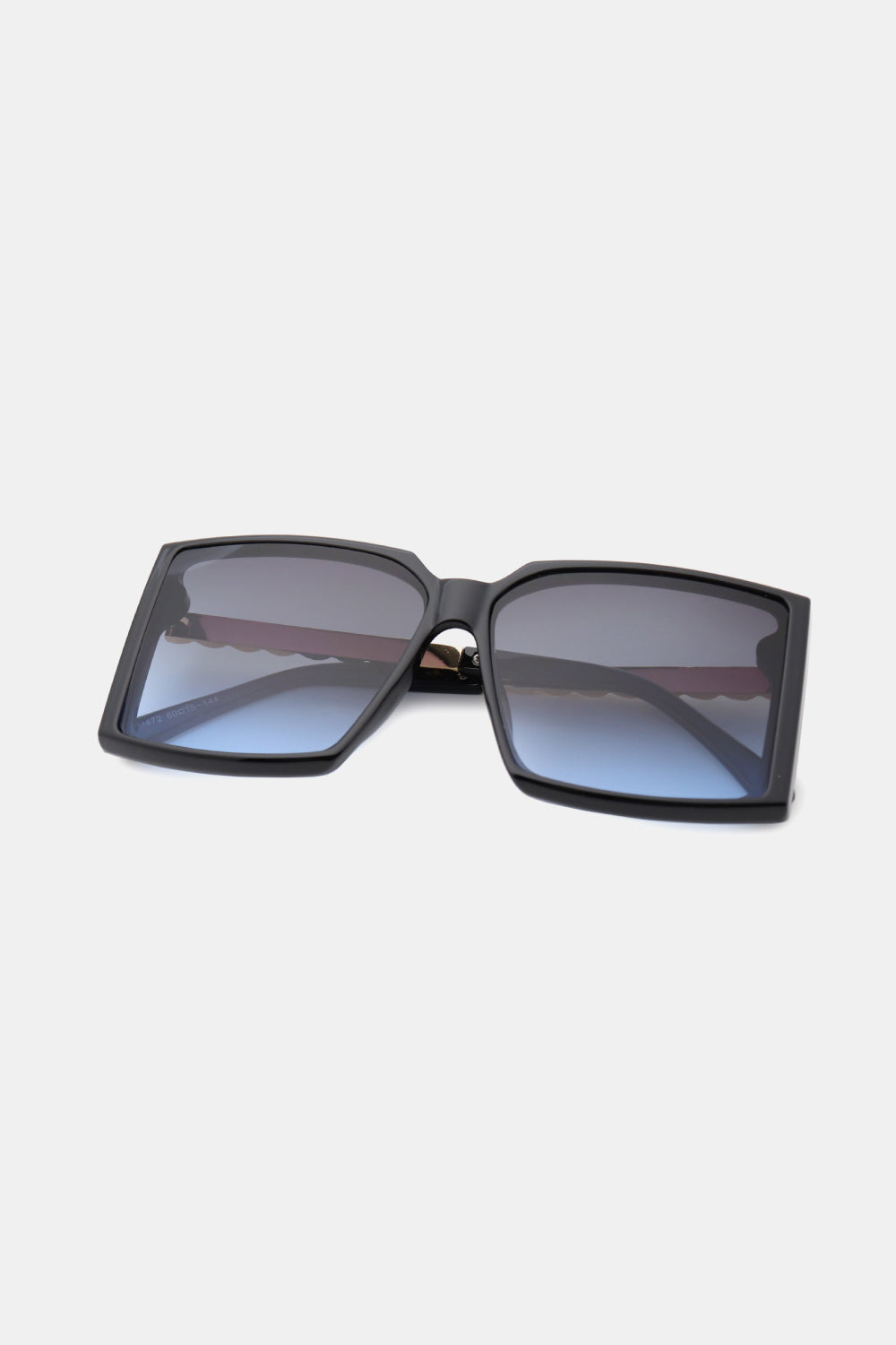 Honeybee Mumford's Frame Square Sunglasses