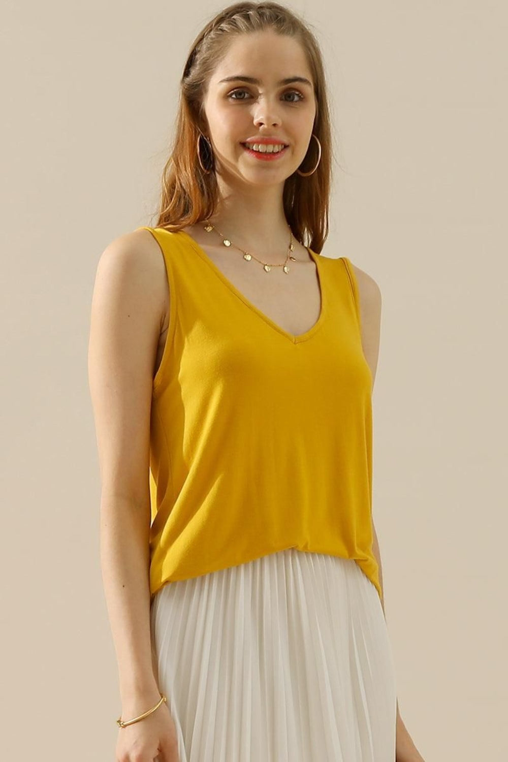 Honeybee Mumford's Full Size V-Neck Curved Hem Tank