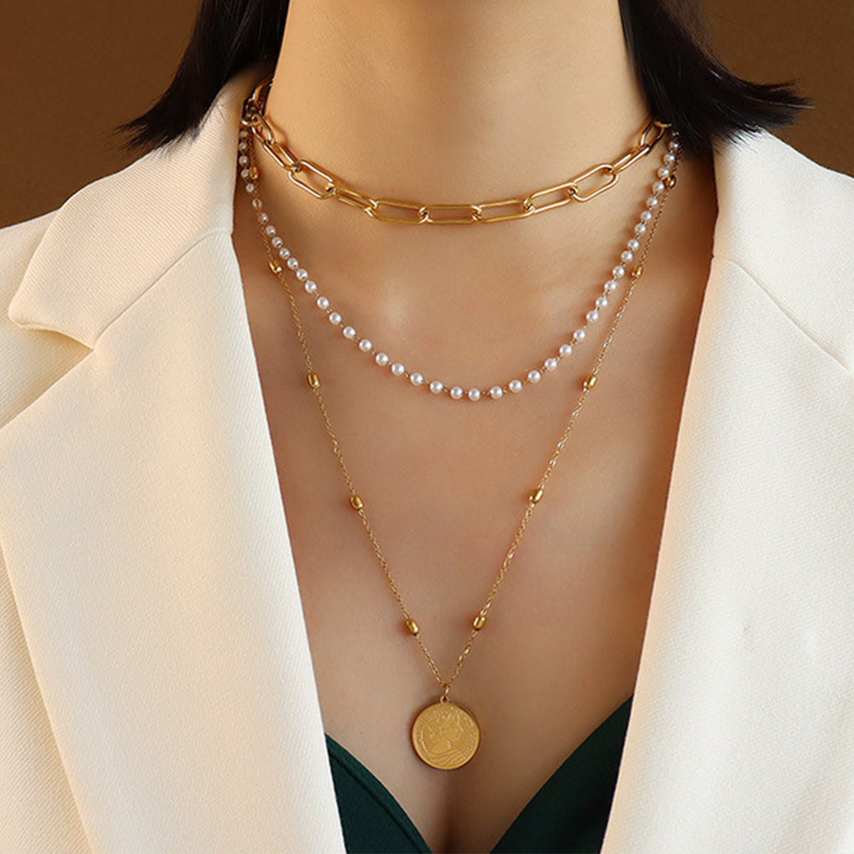 Honeybee Mumford's Pearl Three-Layered Necklace