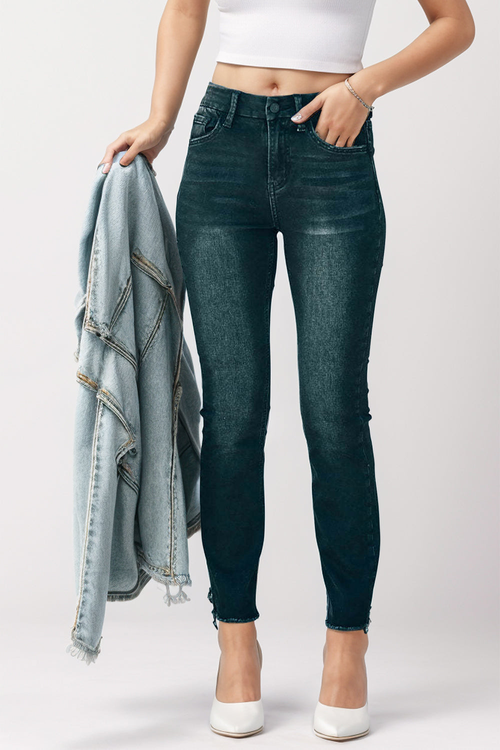 Honeybee Mumford's Mid-Rise Waist Skinny Jeans with Pockets