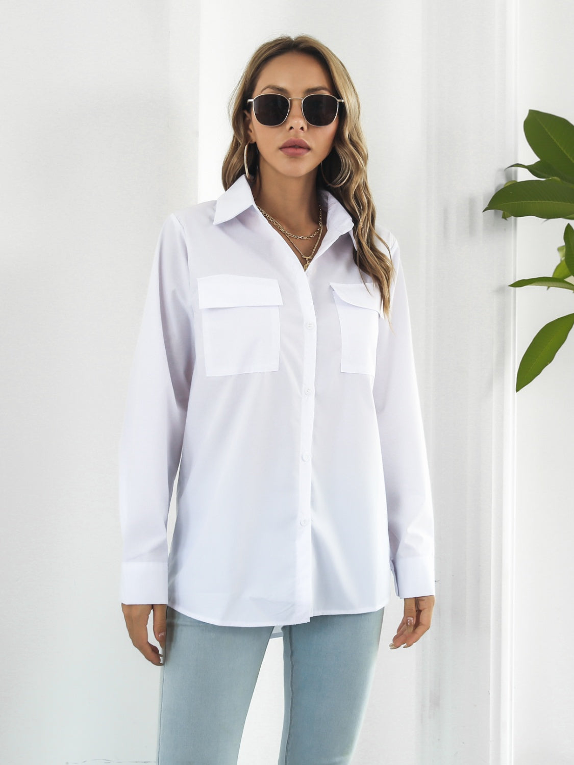 Honeybee Mumford's Collared Neck Buttoned Shirt with Pockets