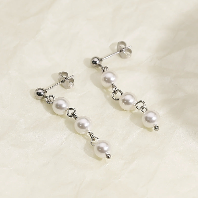 honeybee Mumford's Freshwater Pearl Earrings