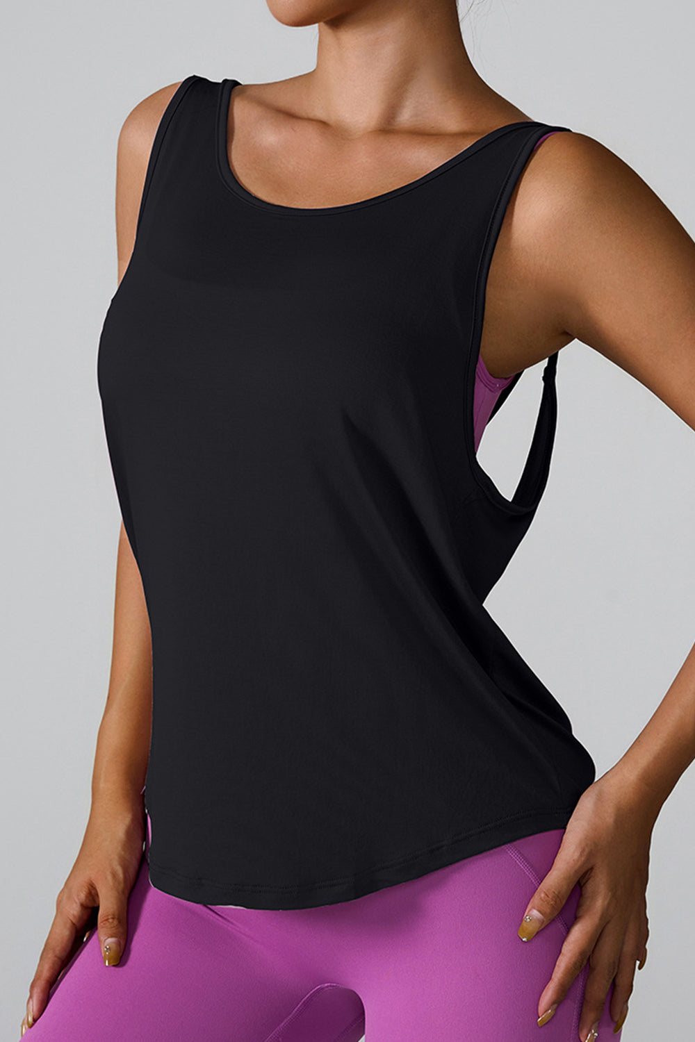 Honeybee Mumford's Crisscross Round Neck Active Tank