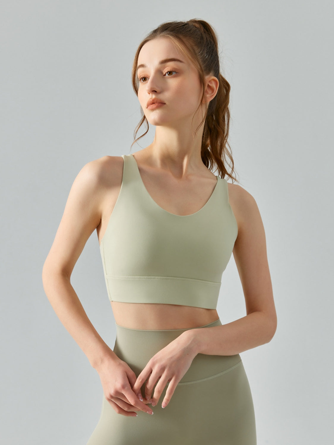 Honeybee Mumford's Round Neck Racerback Active Bra