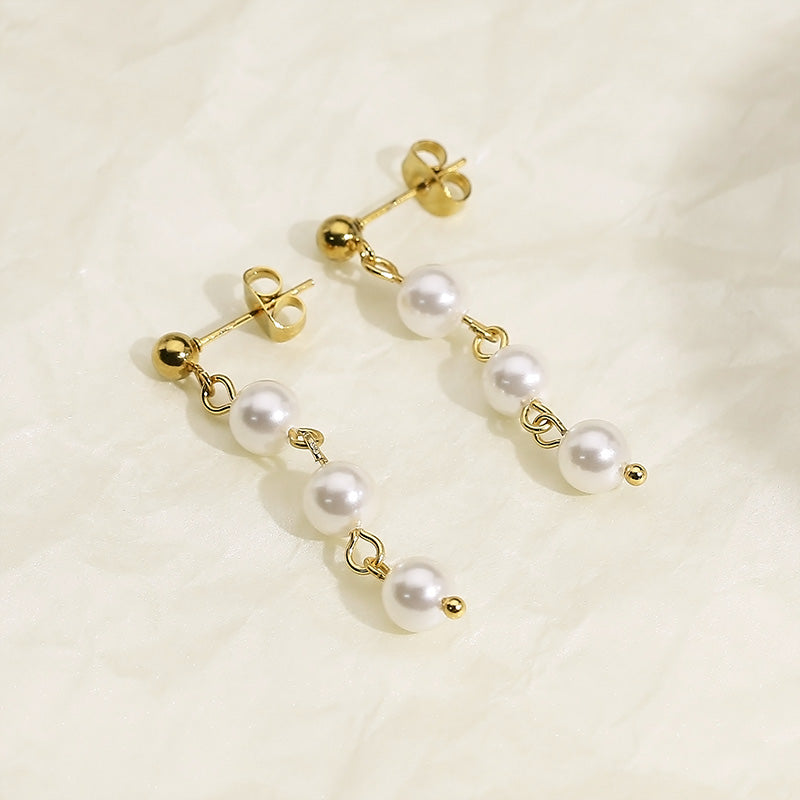 honeybee Mumford's Freshwater Pearl Earrings