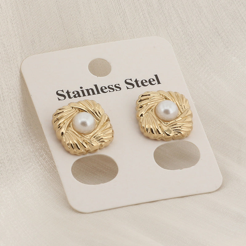 honeybee Mumford's Geometric Stud Earrings